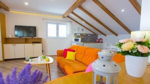 Comfort Apartment, Sea View | Living area - Apartman Dreams 1 (Makarska)