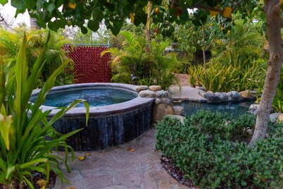 Miraflores 2 BR by Casago