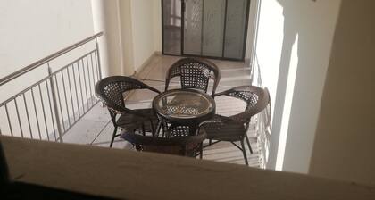 PAPAS BNB,BEST IN TOWN