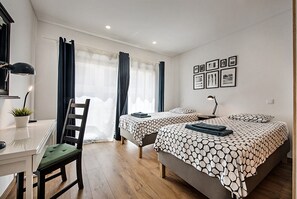 2 habitaciones, tabla de planchar con plancha y wifi gratis 