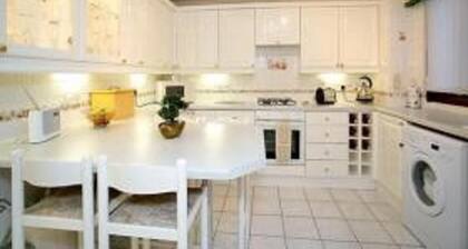 Holiday home 3 Bed rooms
