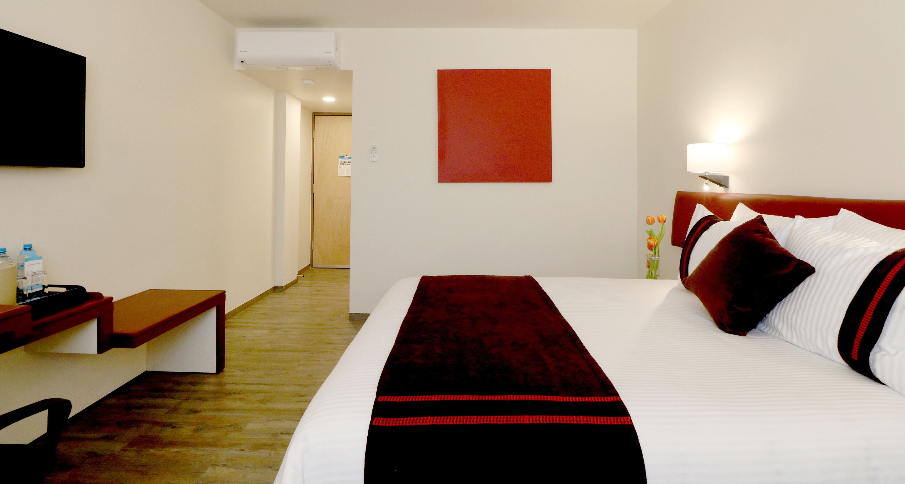 1 bedroom, in-room safe, desk, laptop workspace