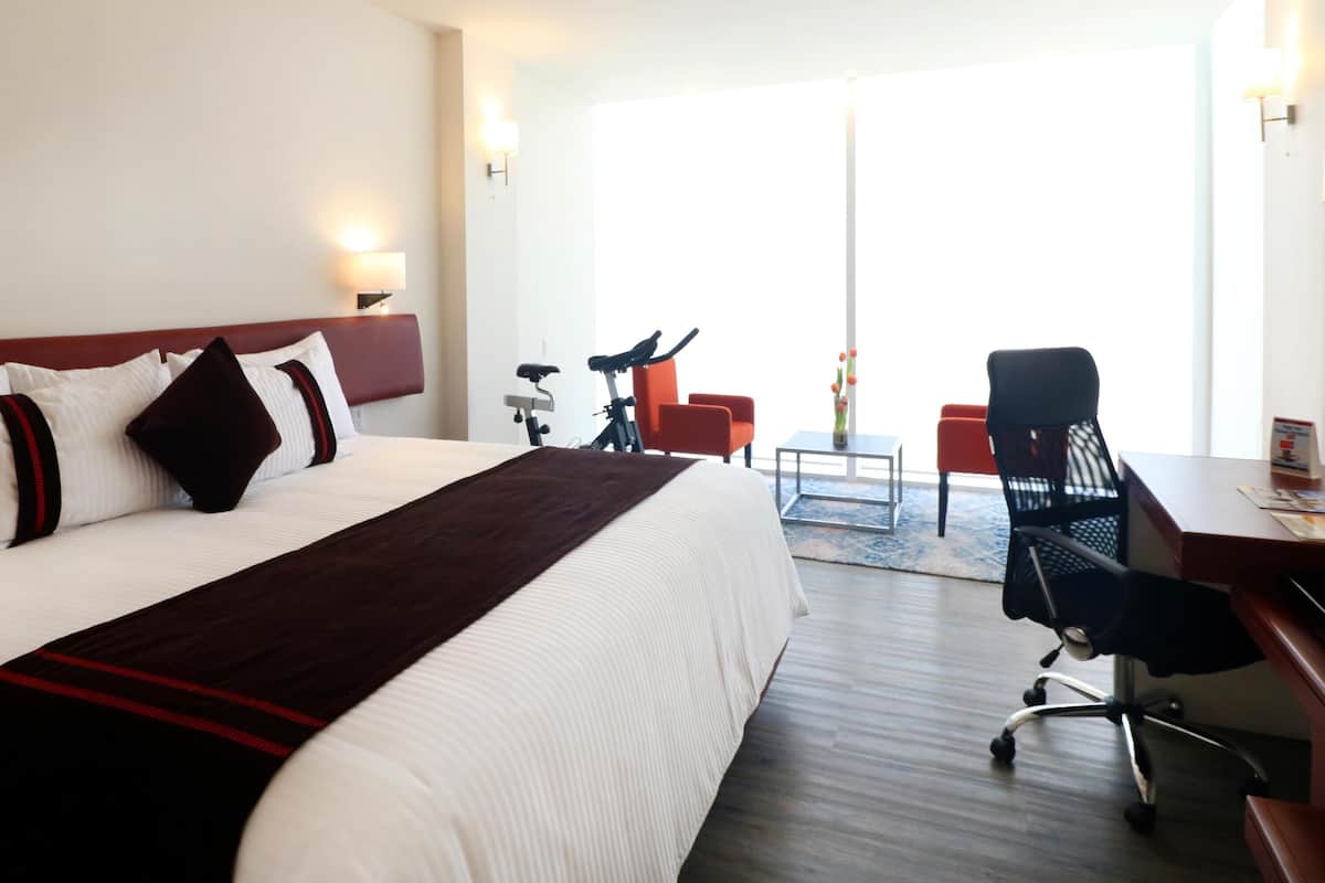 In-room safe, desk, laptop workspace, iron/ironing board