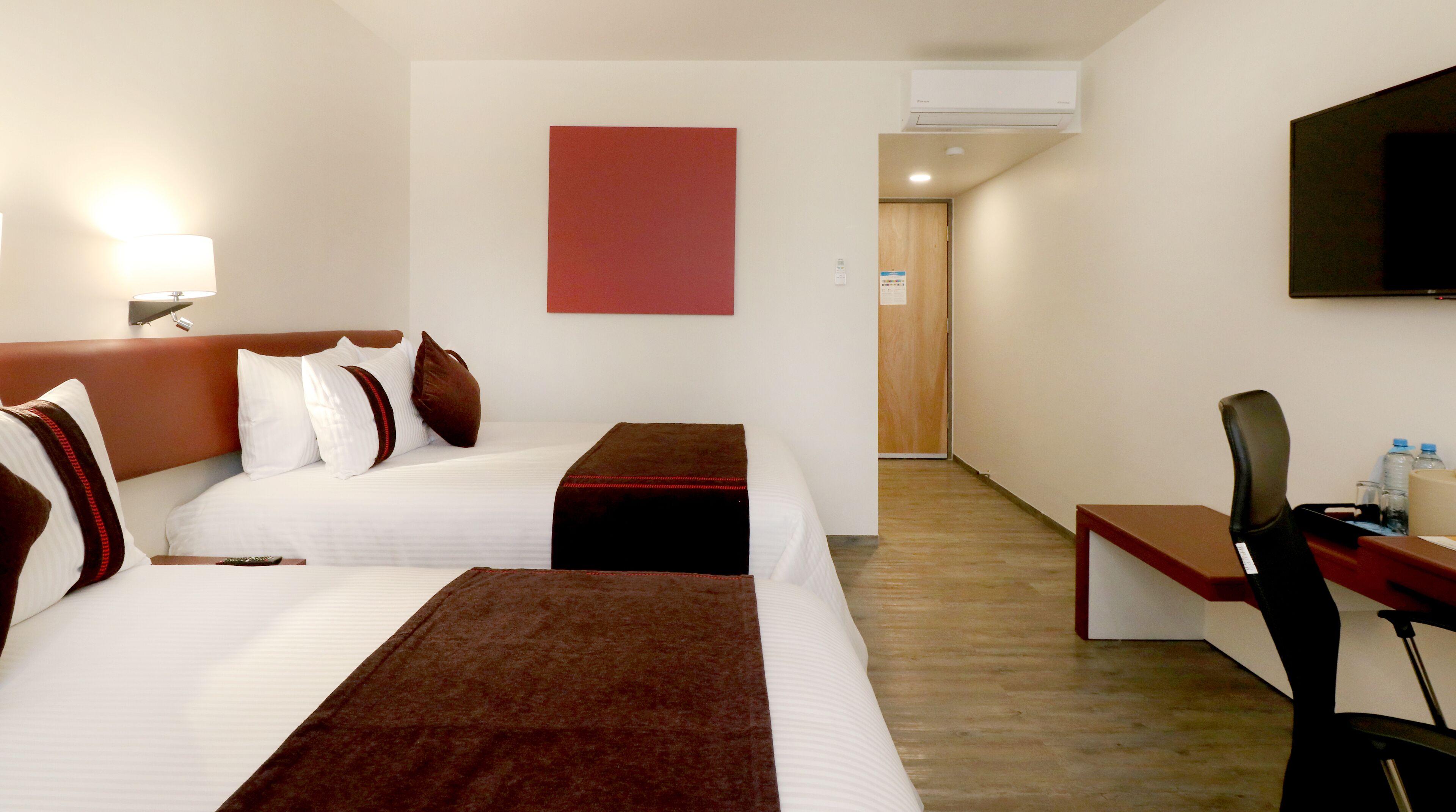 1 bedroom, in-room safe, desk, laptop workspace