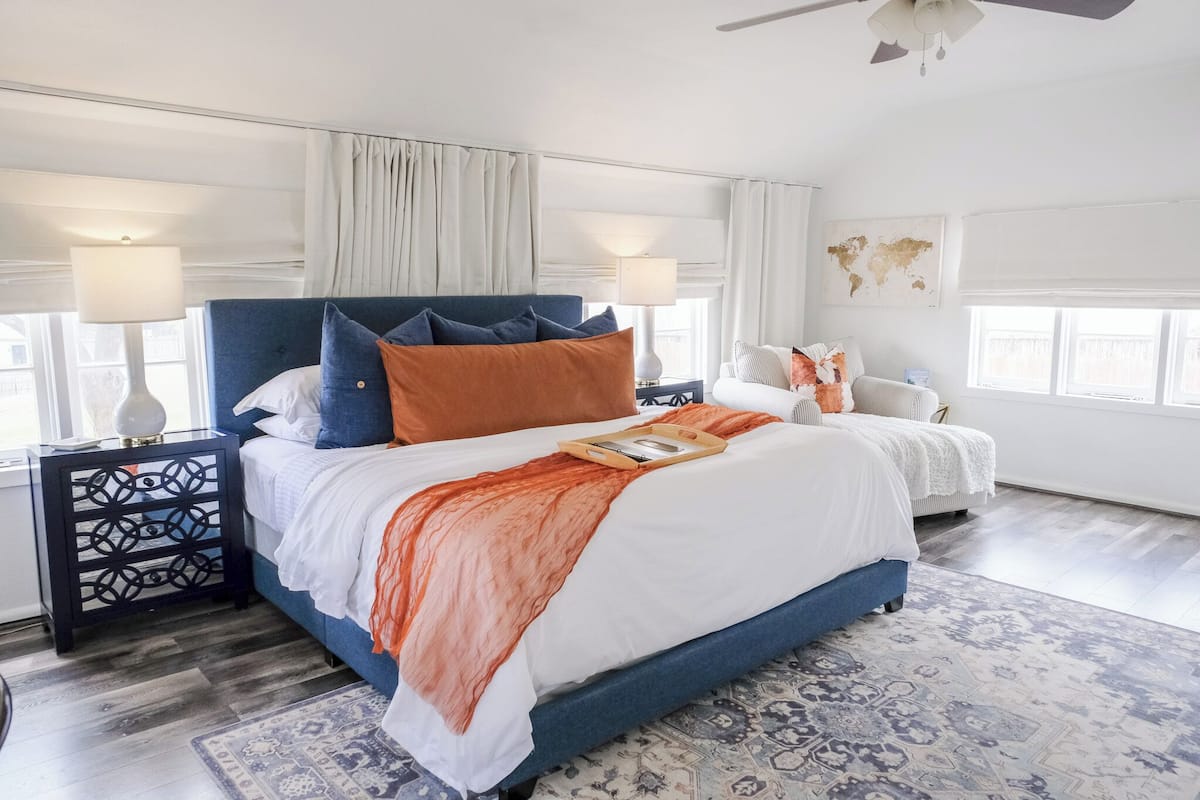 Room, 1 King Bed (4) | 1 bedroom, Egyptian cotton sheets, premium bedding, pillowtop beds
