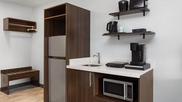 Room, 2 Queen Beds, Non Smoking, Kitchenette | Down comforters, pillowtop beds, desk, blackout drapes