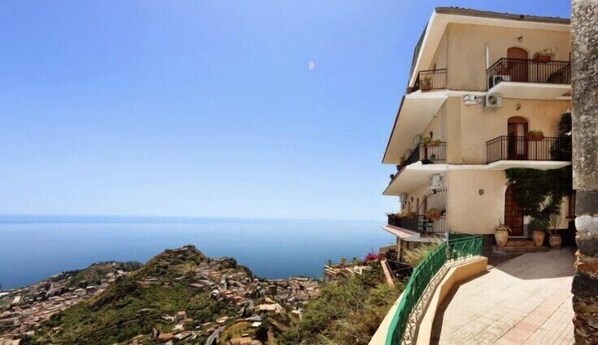 Exterior - Villa Regina (Castelmola)