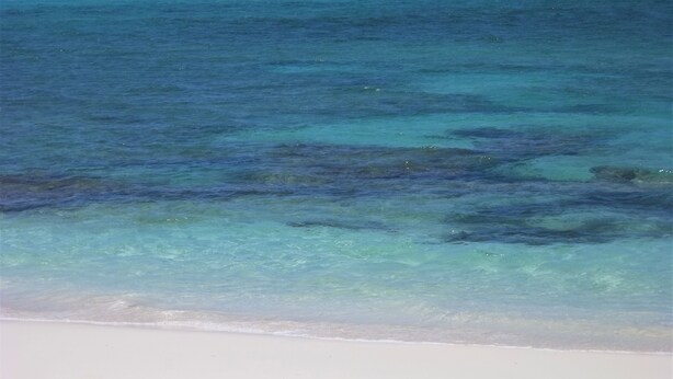 Unclassified image, 1 of 18, button - Sea Beach Suite (Nassau)