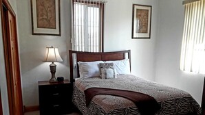 Unclassified image, 2 of 18, button - Sea Beach Suite (Nassau)
