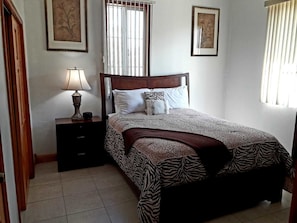 Laptop workspace, iron/ironing board, free WiFi, bed sheets