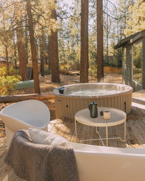 Stuga Premium - 2 sovrum - bubbelpool | Terrass/Patio