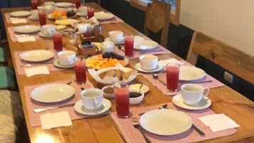 Free daily continental breakfast