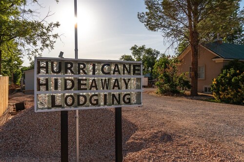 Hurricane Hideaway Lodging