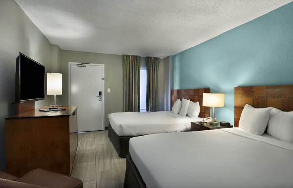 1 bedroom, iron/ironing board, WiFi, bed sheets - Oceanfront Suite at Family Friendly Resort + Official On-Site Rental Privileges (Myrtle Beach)