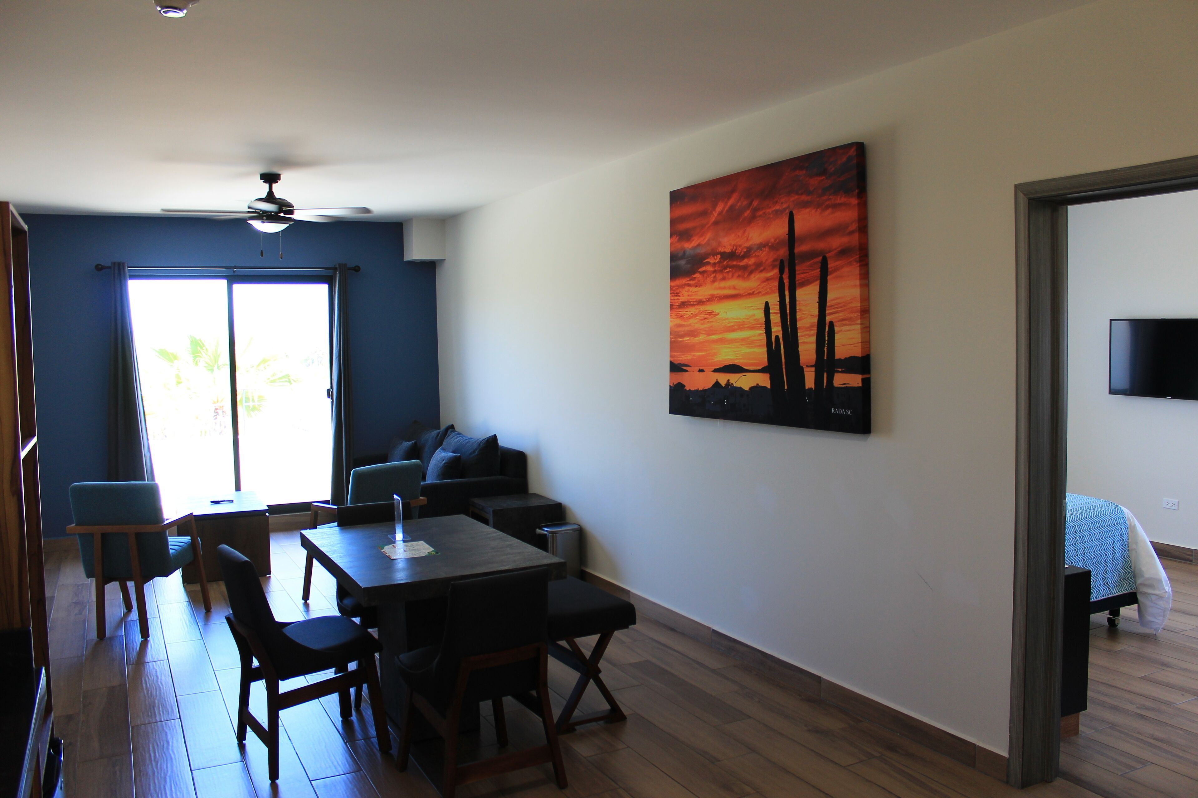 premium room | living area | led tv