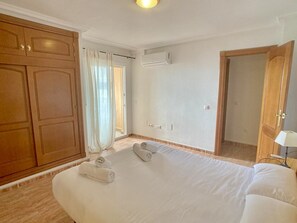 2 bedrooms, iron/ironing board, free WiFi, bed sheets - Ample two bedroom with views at Lor Miradores del Puerto (La Manga del Mar Menor)