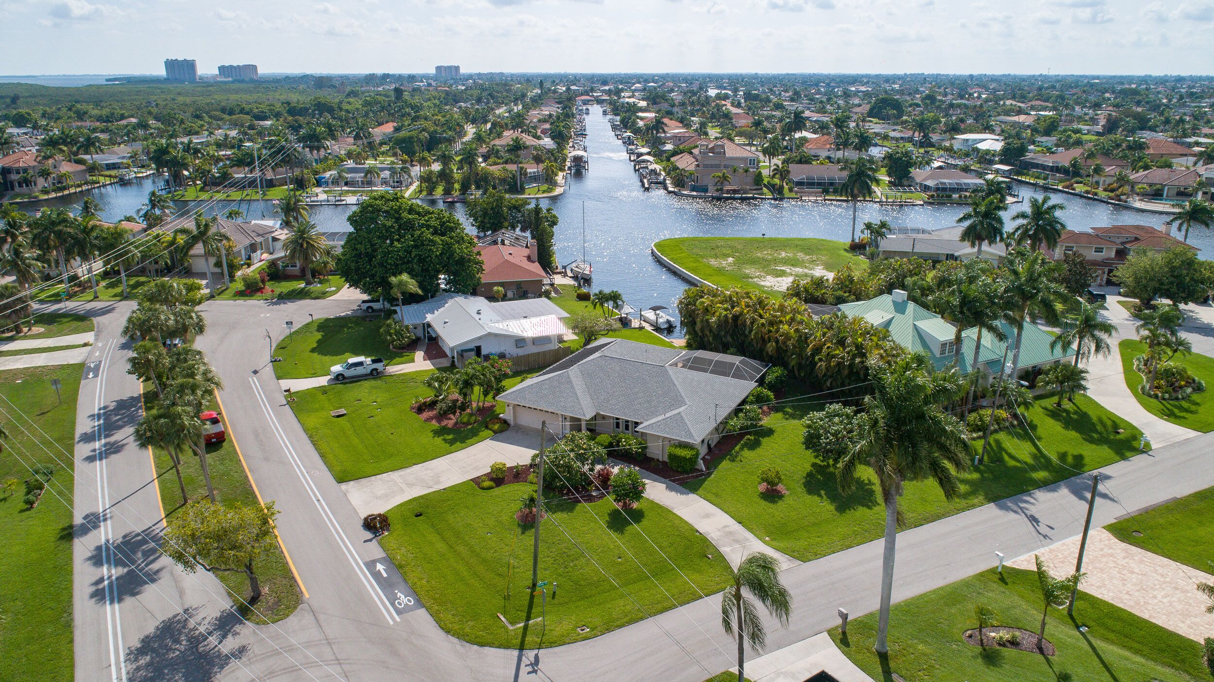 SW Cape: Peaceful Water View Home - rates shown are for ALL guests & utilities
