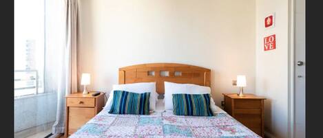 1 Schlafzimmer, schallisolierte Zimmer, Bügeleisen/Bügelbrett, WLAN