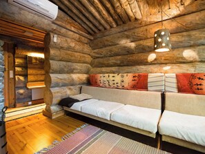 Inside other - Veijon kelo by Interhome (Jyväskylä)