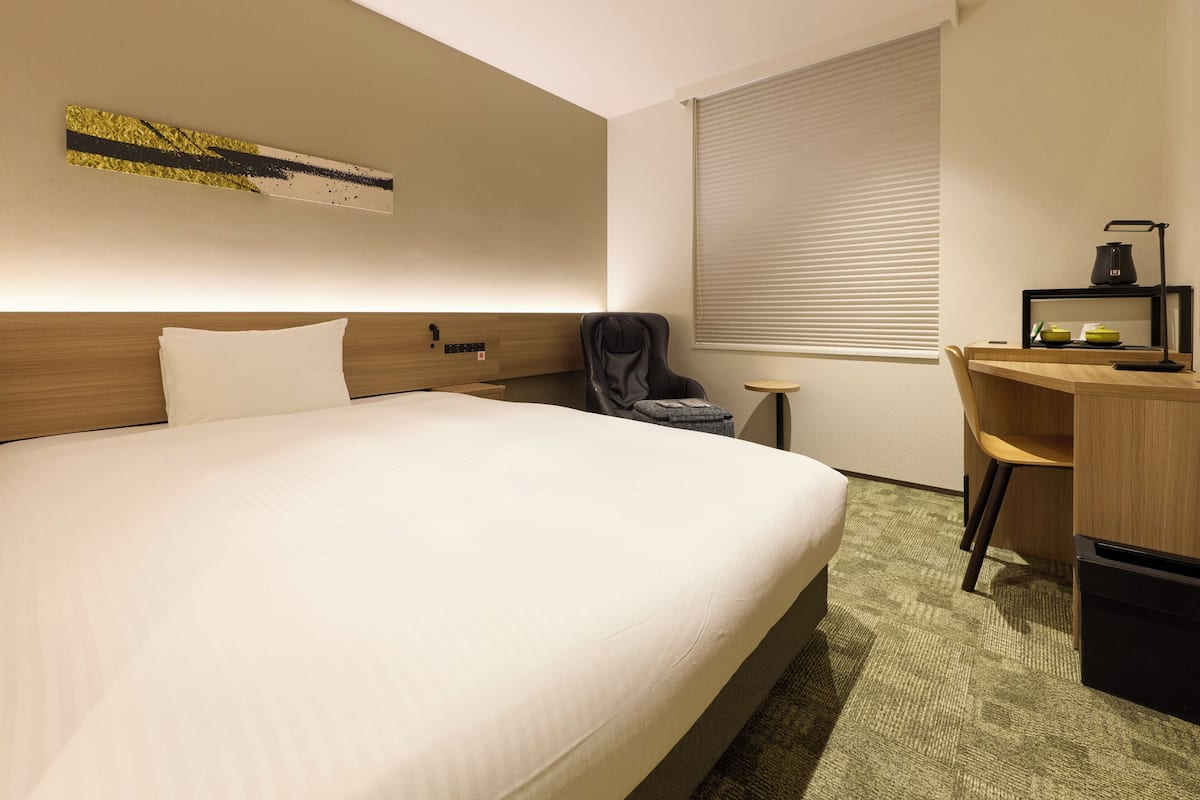 Comfort Double Room, 1 Queen Bed, Non Smoking | 1 bedroom, down duvets, in-room safe, blackout curtains
