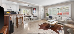 Smart TV, reproductor de DVD, estéreo y oficina 