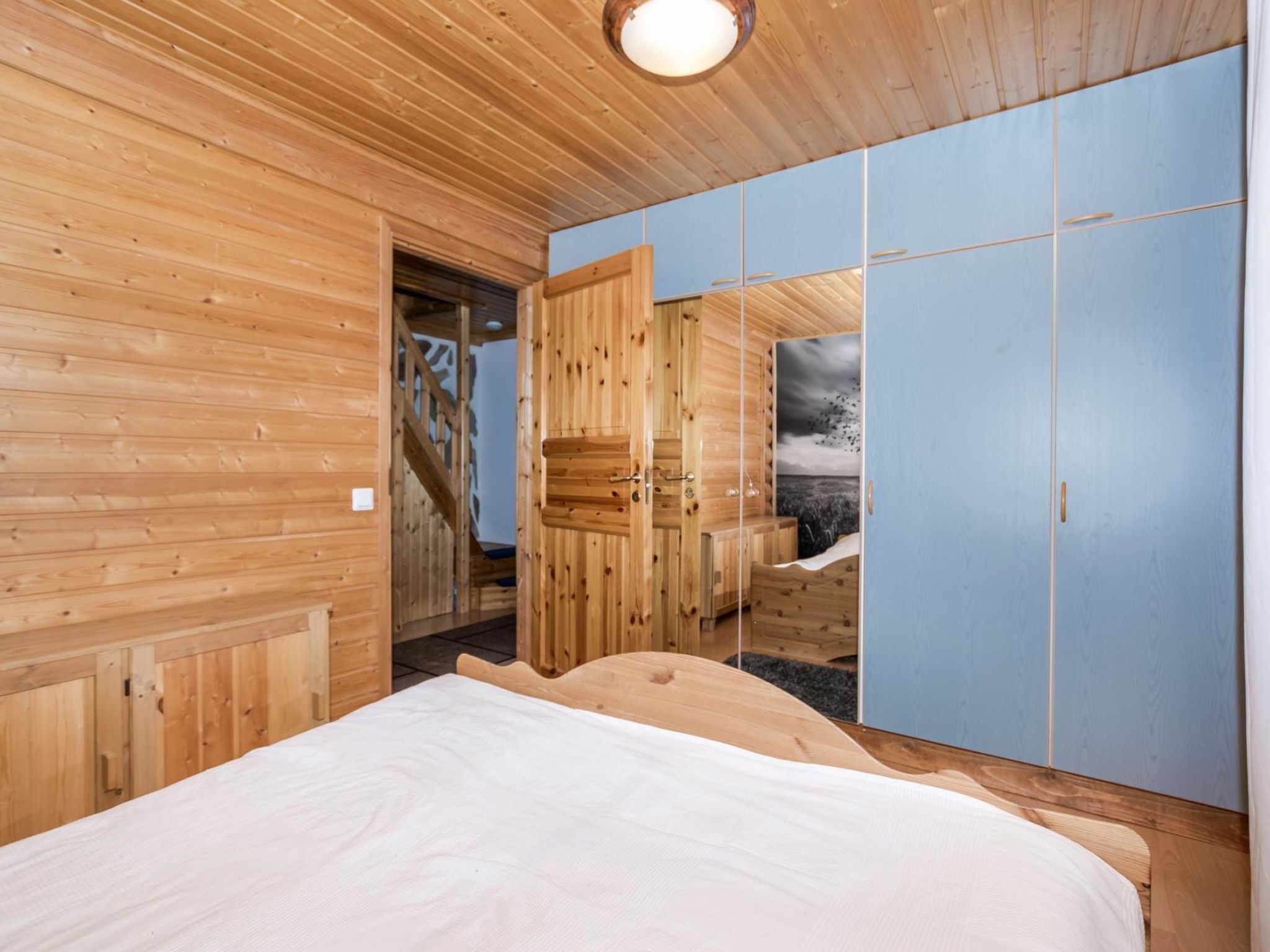 1 室のベッドルーム、WiFi