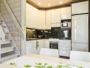 Réfrigérateur, micro-ondes, lave-vaisselle