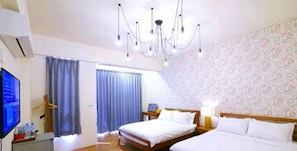 Desk, soundproofing, rollaway beds, free WiFi