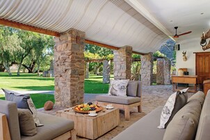 Willow Slopes Main House | Terrace/patio