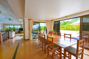 Dining - Luxury 4 Bed Pool Villa with Chef (Tambon Karon)