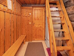 Unclassified image, 2 of 25, button - Rukanlumous 1 by Interhome (Kuusamo)