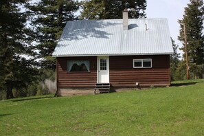 Exterior - Escape to the countryside (Worley)