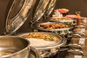 Daily buffet breakfast (IDR 169400 per person)