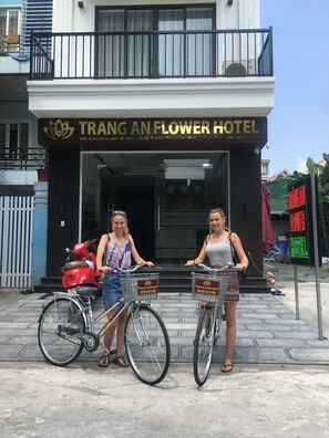 Bicycling - Trang An Flower Hotel (Ninh Binh)