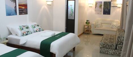 Sistema de insonorización, camas plegables/adicionales y ropa de cama