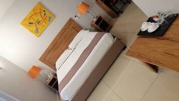 Comfort Double Room | Minibar, in-room safe, desk, free cribs/infant beds