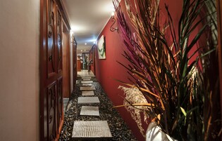 Salas de tratamiento para parejas, un sauna, baño turco