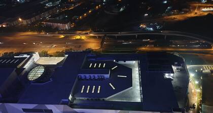 Corner Unit@i-city Family Suite Central Mall View and 2 minute walking distance