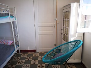 3 Schlafzimmer, Bügeleisen/Bügelbrett, WLAN