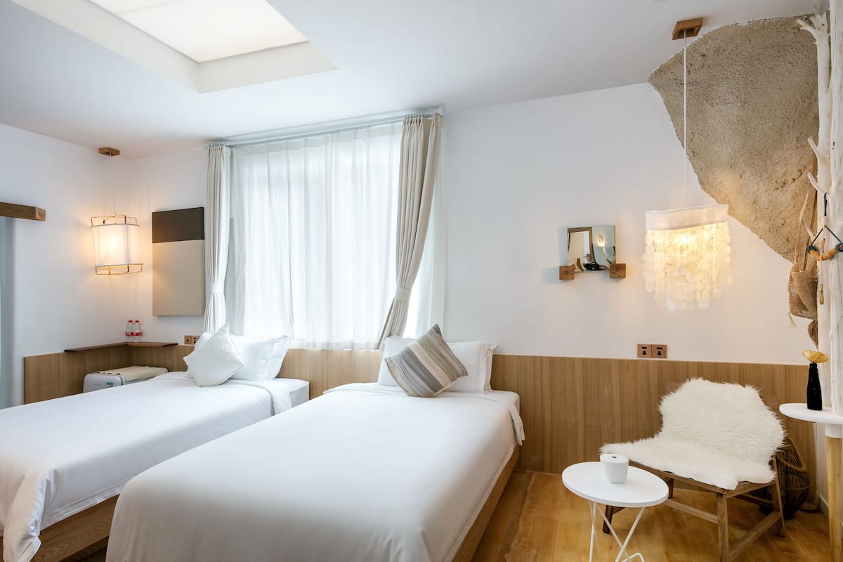 Comfort Double or Twin Room, Multiple Beds | 1 bedroom, down comforters, in-room safe, individually decorated