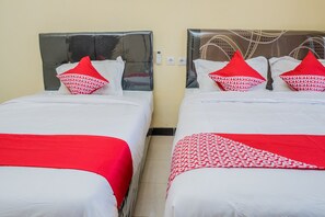 Deluxe-Zweibettzimmer, 2 Einzelbetten | Schreibtisch, kostenloses WLAN, Bettwäsche