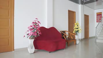 Khu tiếp khách ở sảnh