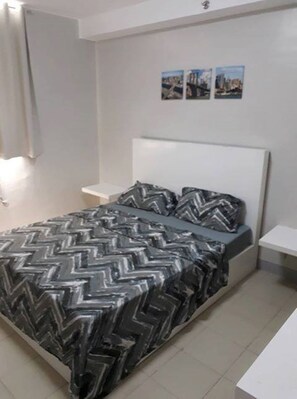 Appart'hôtel Familial | 2 chambres, décoration personnalisée, ameublement personnalisé, bureau