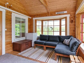 TV - Cjoe239 by Interhome (Heinävesi)