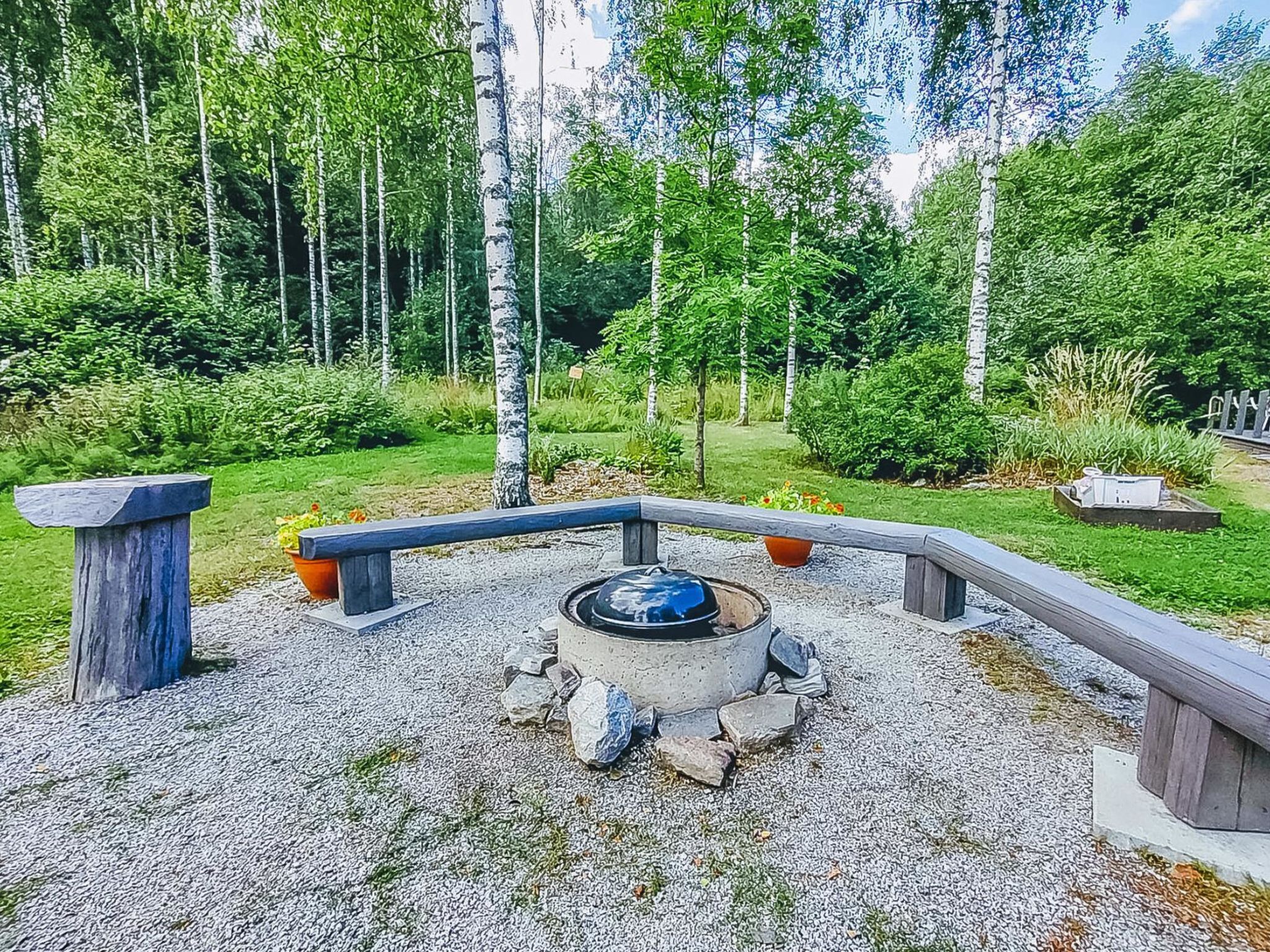 Bañera de hidromasaje al aire libre
