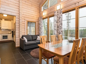 Een televisie en een dvd-speler