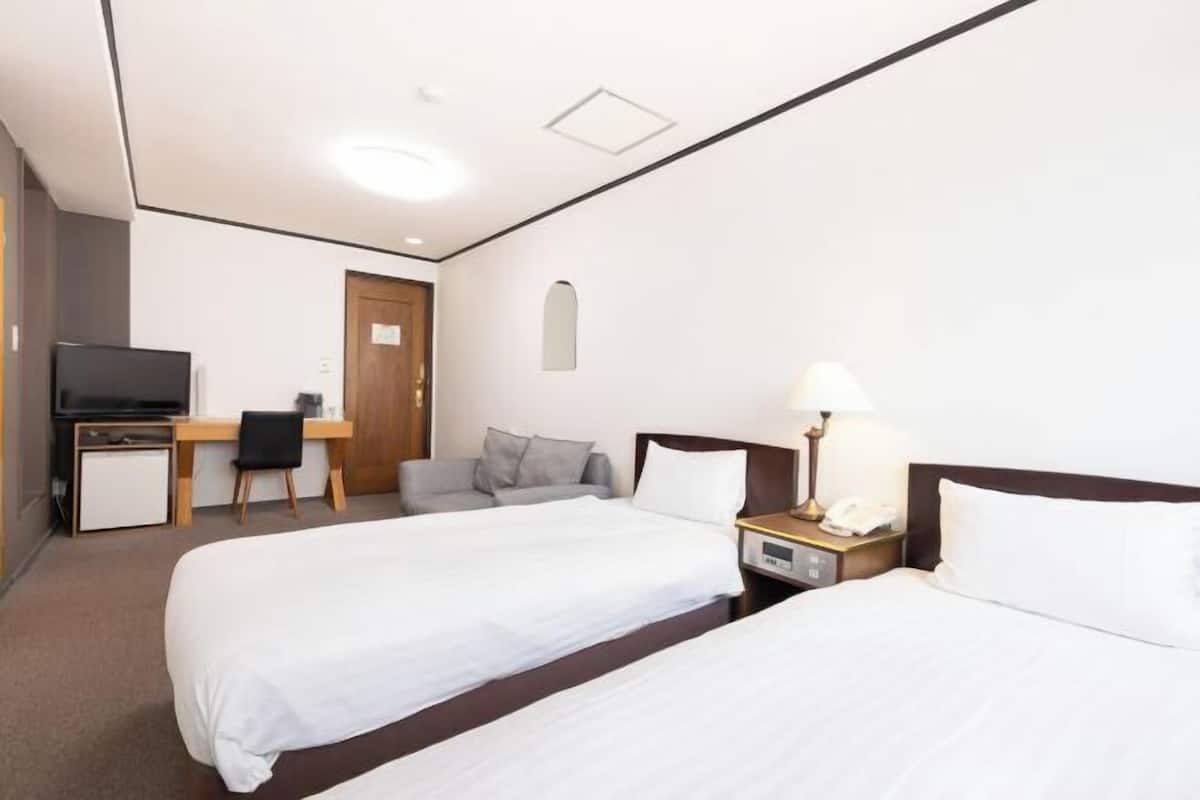 Wi-Fi de cortesia, roupa de cama