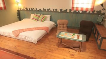 Deluxe Double Room | Desk, soundproofing, free WiFi, bed sheets