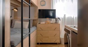 1 bedroom, iron/ironing board, WiFi