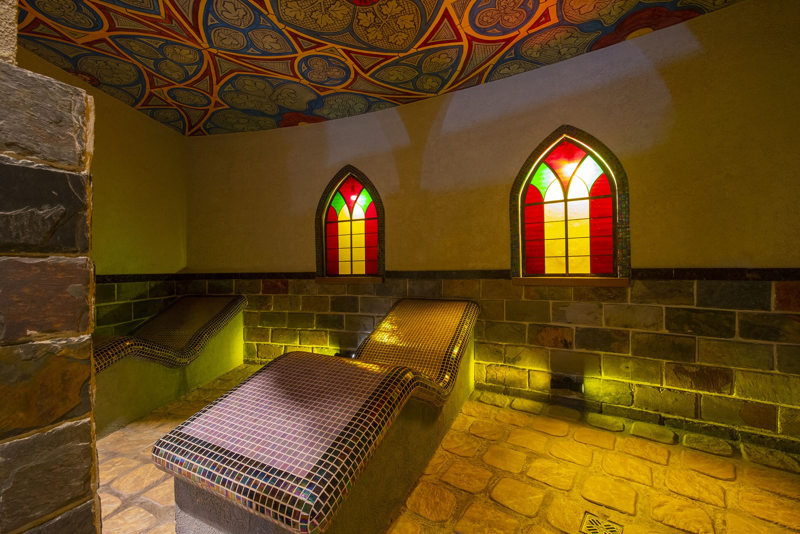 prenatal massages, sports massages, massage/treatment rooms, massages